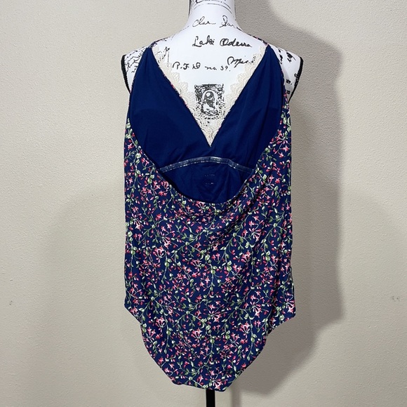 Sea Angel Maternity - Picture 4 of 7